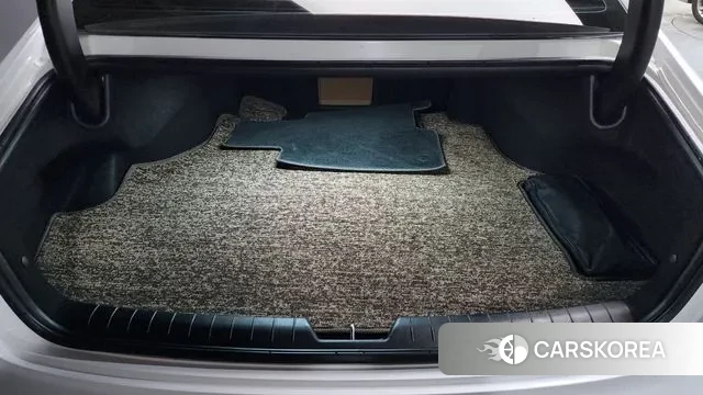 Hyundai Grandeur (GN7) id 3576615 из Кореи 11