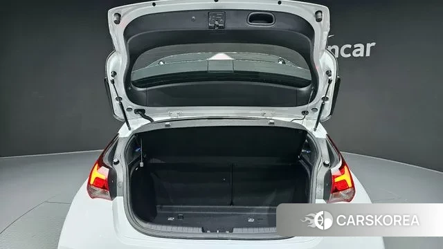 Hyundai Veloster (JS) id 3280636 из Кореи 11