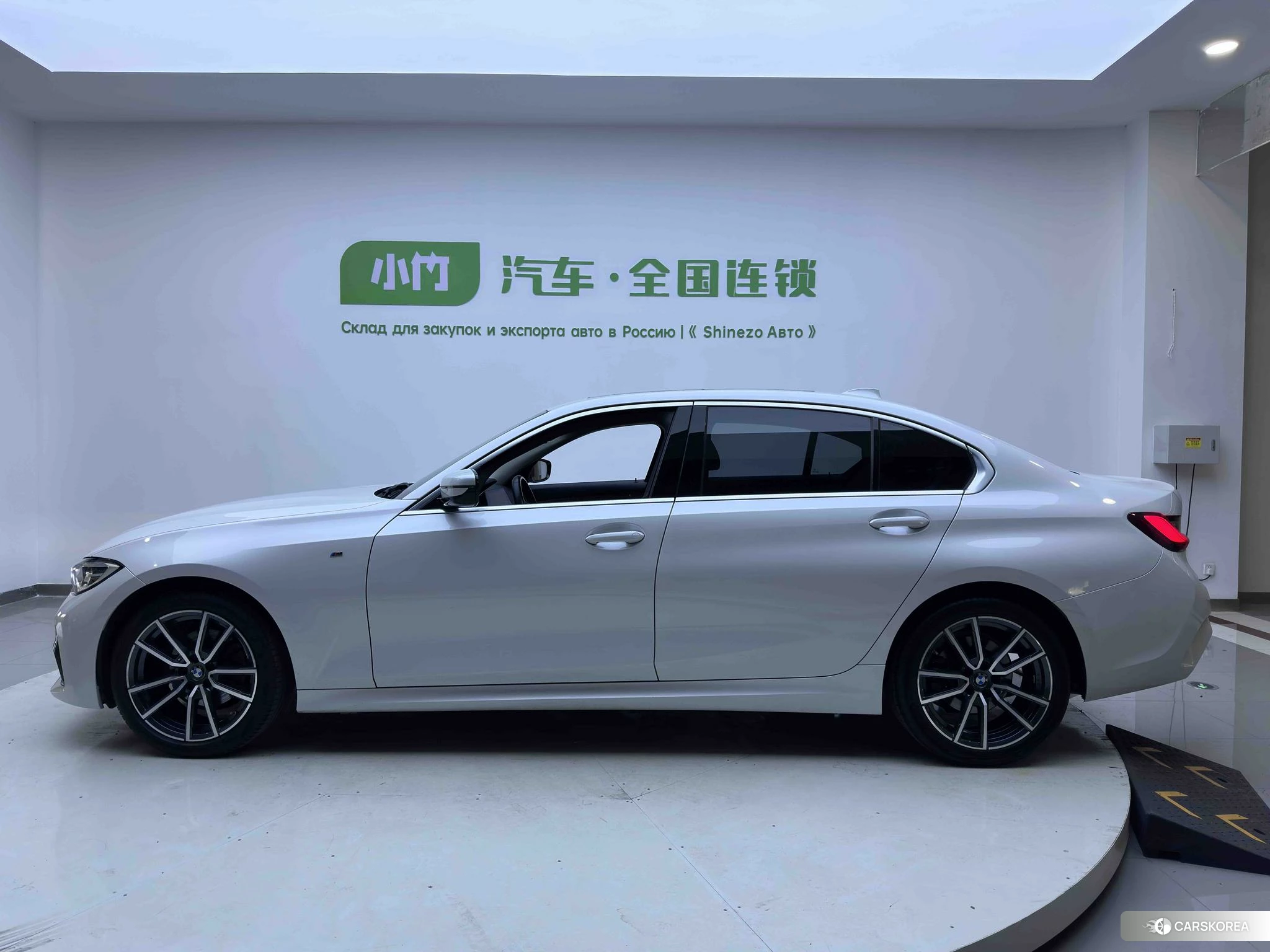 BMW 3 series id 4467584 из Китая 11