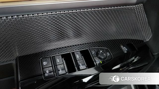 BMW 7 Series (G70) id 4669939 из Кореи 11