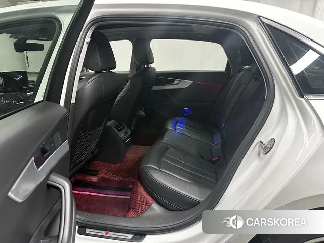Audi A4L id 4228487 из Китая 11