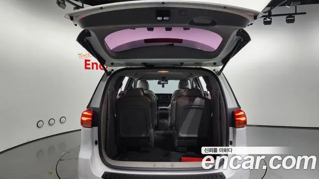 Kia The New Carnival id 2728068 из Кореи 11