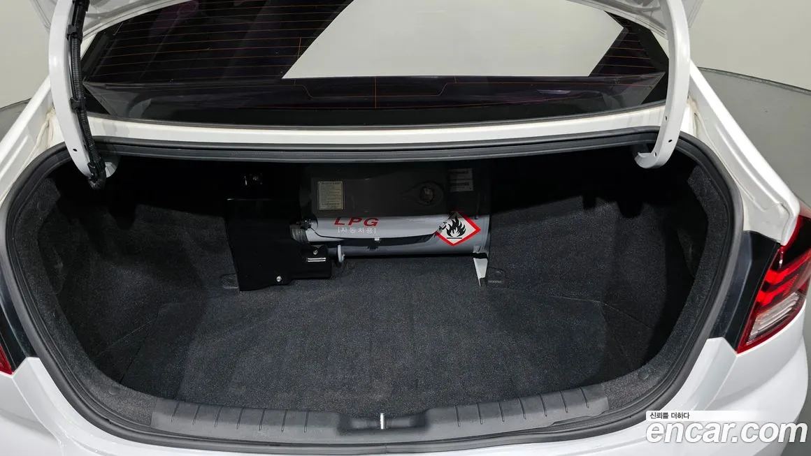 Hyundai The New Avante AD id 2037460 из Кореи 11