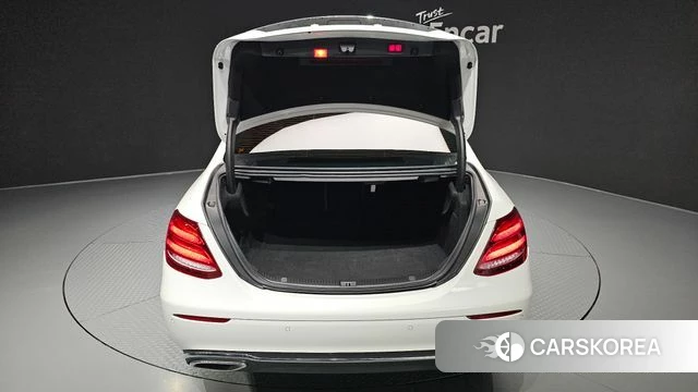 Mercedes-Benz E-Class W213 id 4477271 из Кореи 11