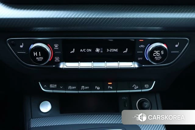 Audi Q5L id 4208339 из Китая 11