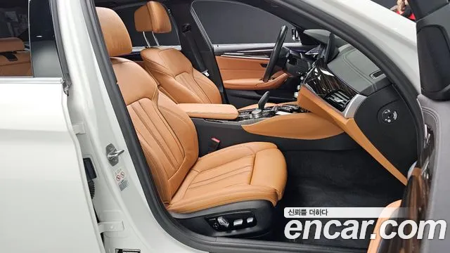 BMW 5 Series (G30) id 2704972 из Кореи 11
