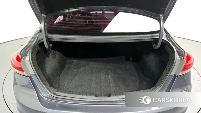 Hyundai Avante AD id 3423588 из Кореи 11