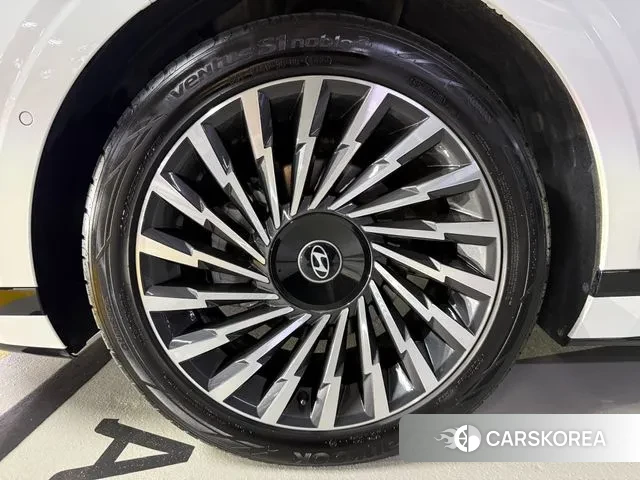 Hyundai Grandeur Hybrid (GN7) id 3273154 из Кореи 11