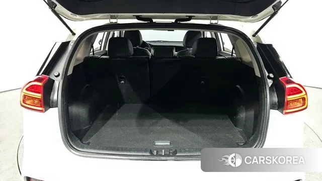 Kia Niro EV id 3747007 из Кореи 11