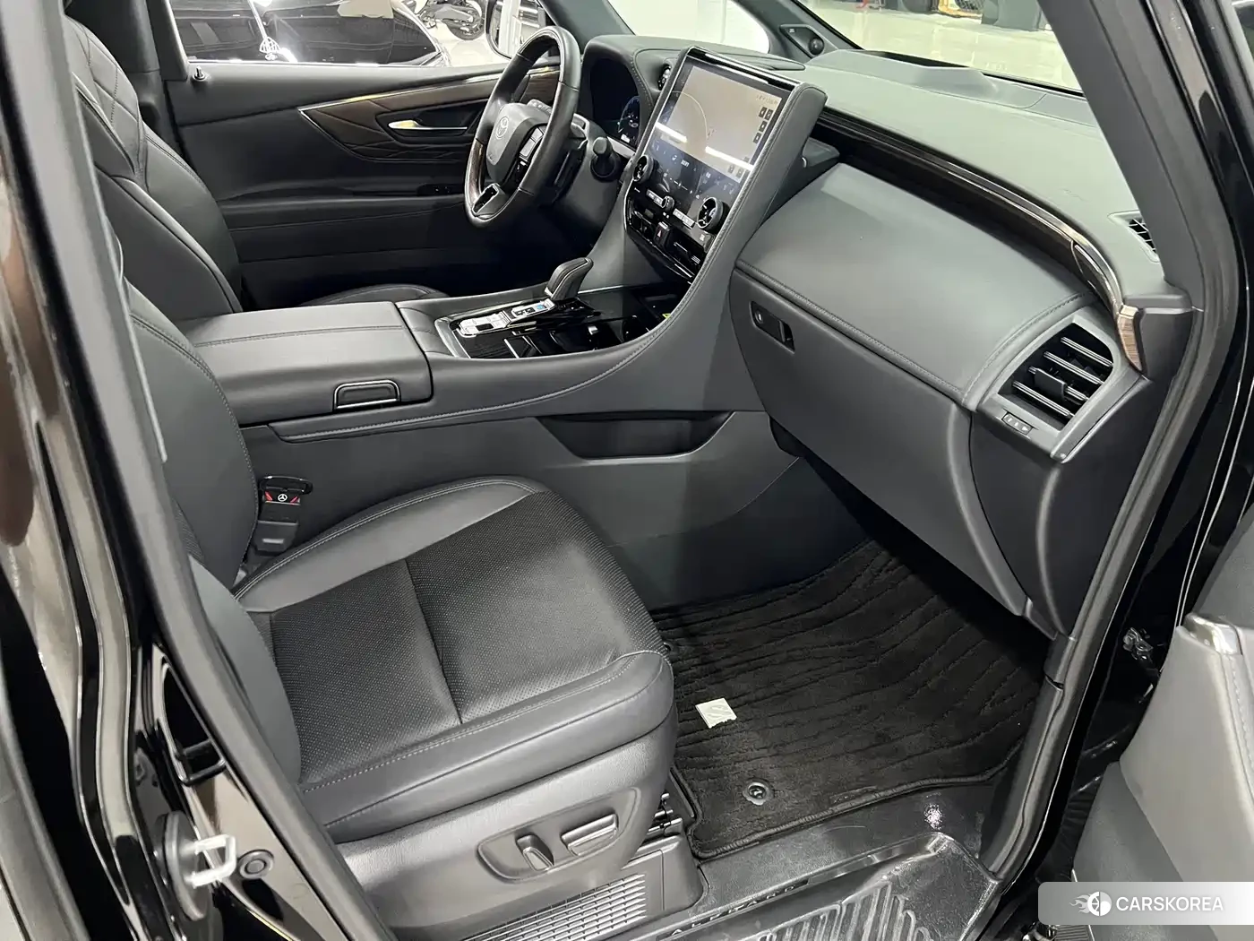 Toyota Elfa id 4601834 из Китая 11