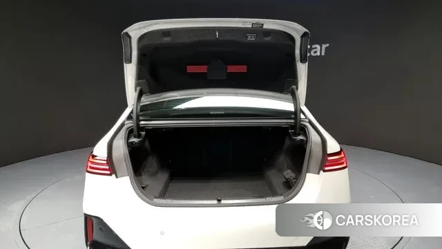 BMW 5 Series (G60) id 3399882 из Кореи 11