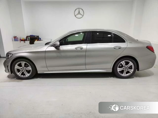 Mercedes-Benz Class C id 4253091 из Китая 11