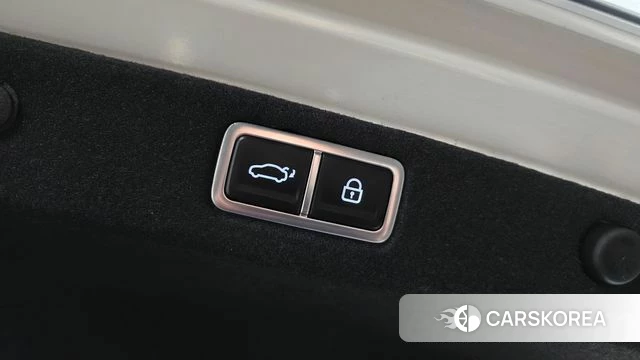 Hyundai Grandeur Hybrid (GN7) id 3826219 из Кореи 11