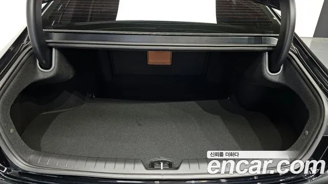 Hyundai Grandeur (GN7) id 2711000 из Кореи 11