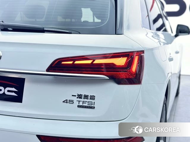 Audi Q5L id 4258868 из Китая 11