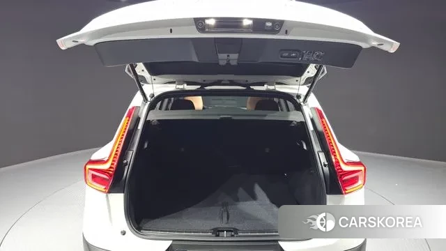 Volvo XC40 id 3022898 из Кореи 11