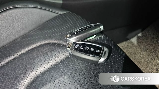 Hyundai Avante (CN7) id 4389698 из Кореи 11
