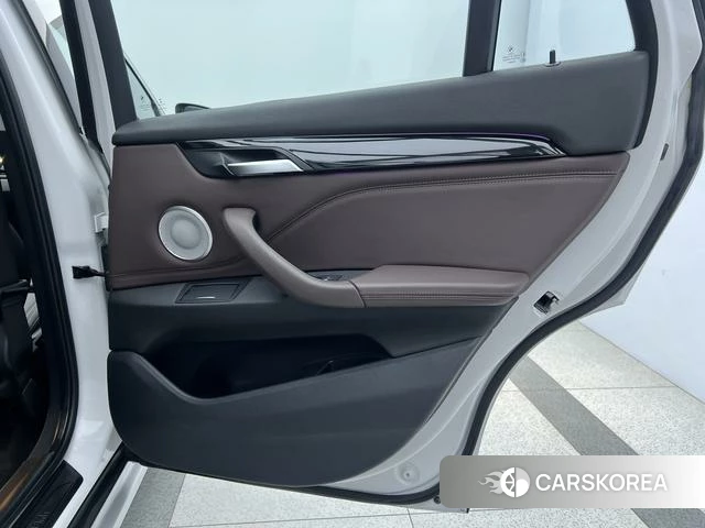 BMW X1 id 4265871 из Китая 11
