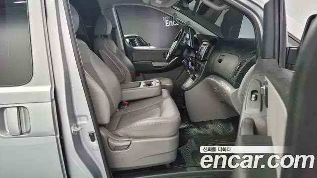 Hyundai The New Grand Starex id 2785189 из Кореи 11