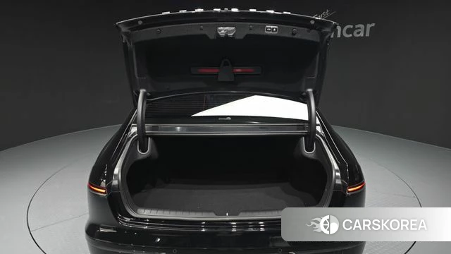 Hyundai Grandeur (GN7) id 3811821 из Кореи 11