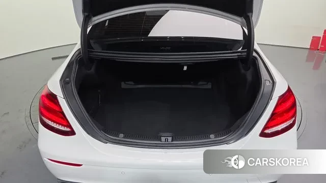 Mercedes-Benz E-Class W213 id 3526464 из Кореи 11