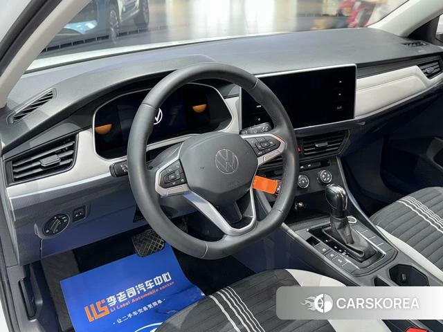 Volkswagen Bora id 4301712 из Китая 11