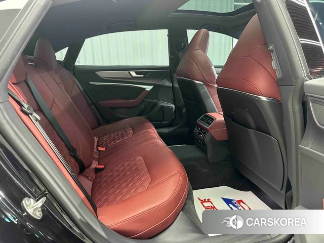 Audi A7L id 4259275 из Китая 11
