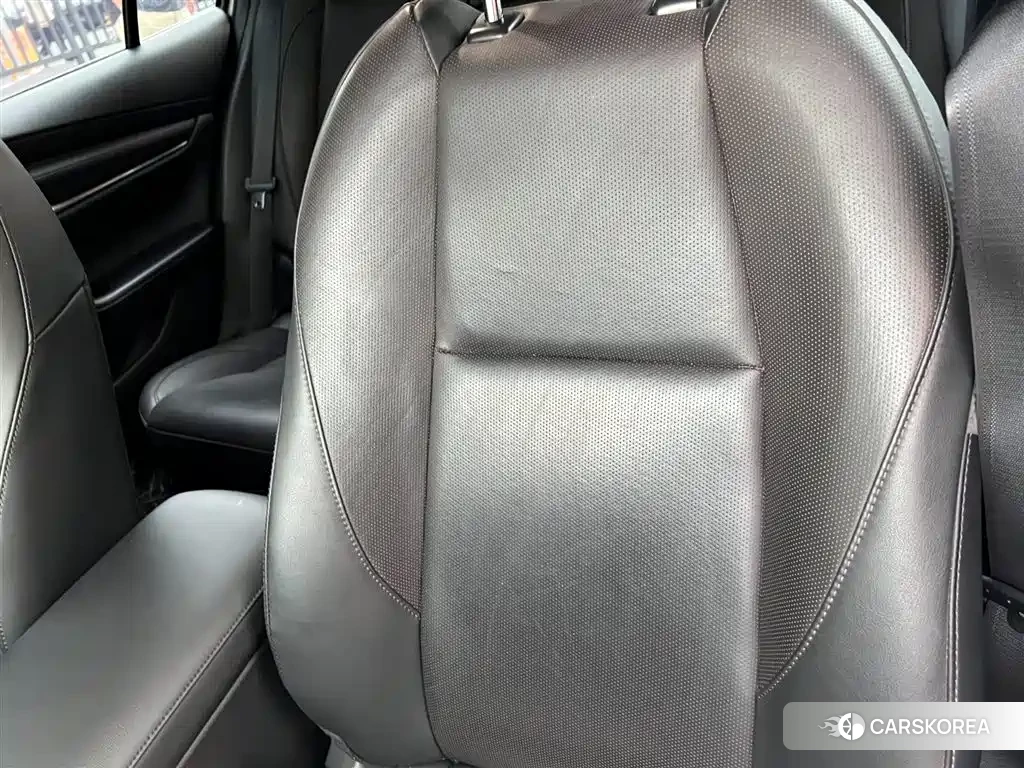 Mazda 3 id 4570502 из Китая 11