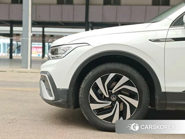 Volkswagen Tiguan L id 4271067 из Китая 11