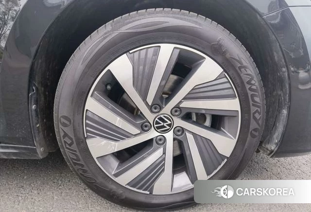 Volkswagen Passat PHEV id 4260126 из Китая 11