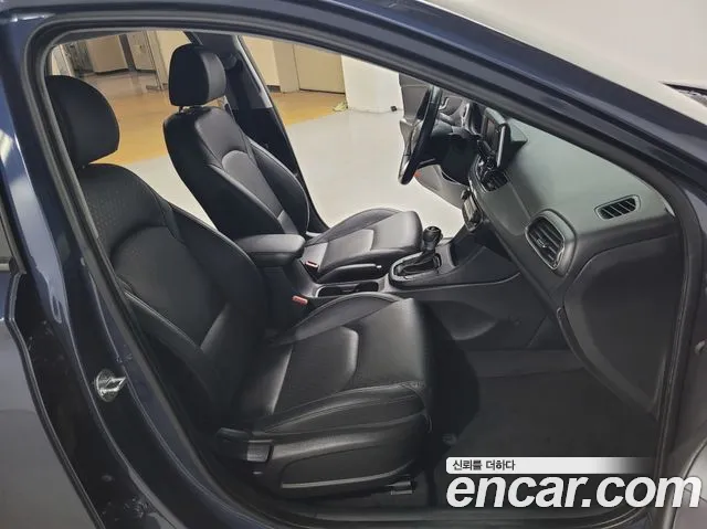 Hyundai i30 (PD) id 2765787 из Кореи 11