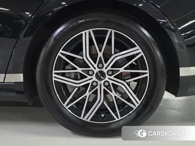 Genesis G90 (RS4) id 3707443 из Кореи 11