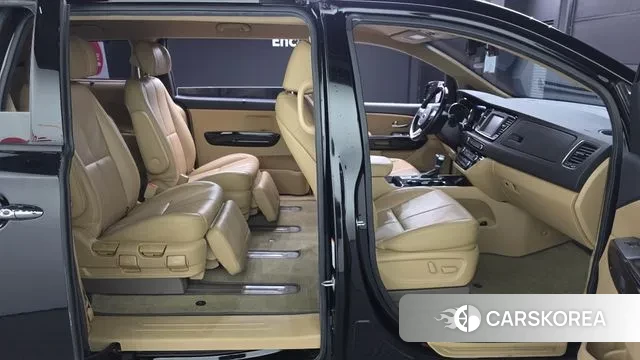 Kia The New Carnival id 3656402 из Кореи 11