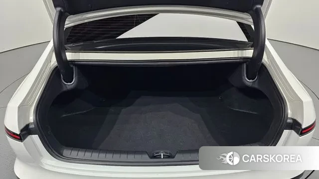 Hyundai Grandeur (GN7) id 3544920 из Кореи 11