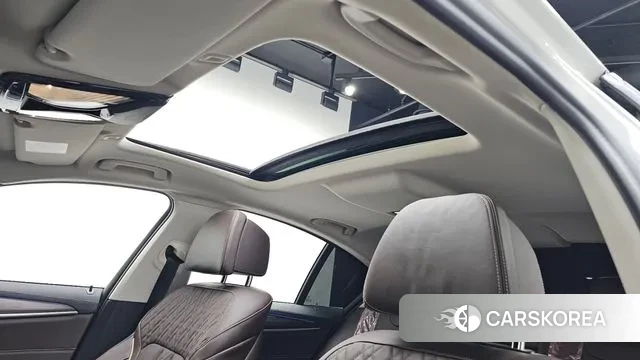 BMW 5 Series (G30) id 3012188 из Кореи 11