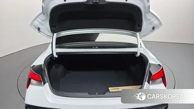 Hyundai The New Avante (CN7) id 3701153 из Кореи 11