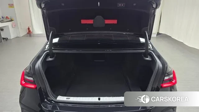 BMW 7 Series (G11) id 3252741 из Кореи 11