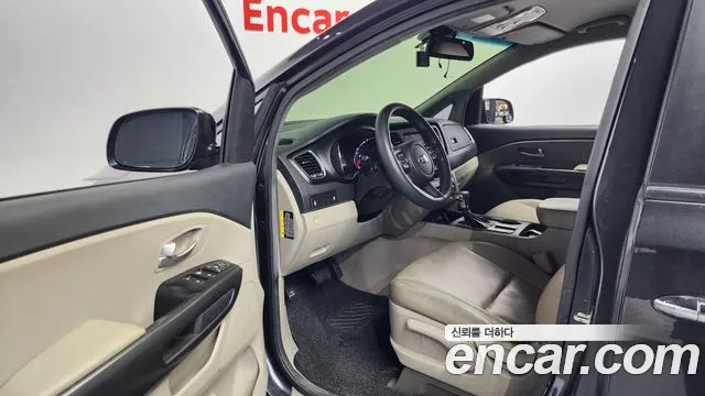 Kia The New Carnival id 2671819 из Кореи 11