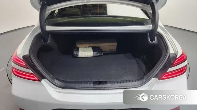 Genesis The New G70 id 3685517 из Кореи 11