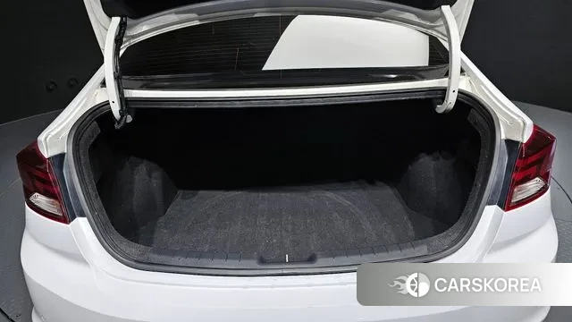 Hyundai The New Avante AD id 3380576 из Кореи 11