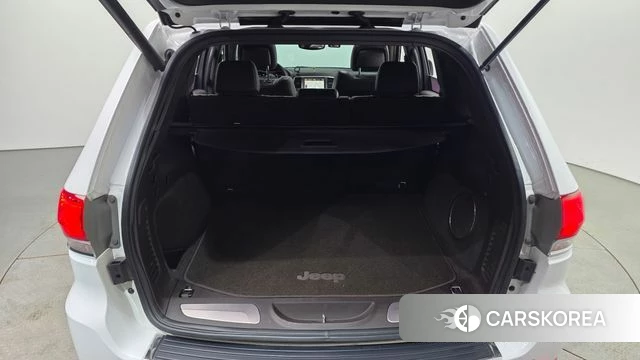 Jeep Grand Cherokee id 4626319 из Кореи 11