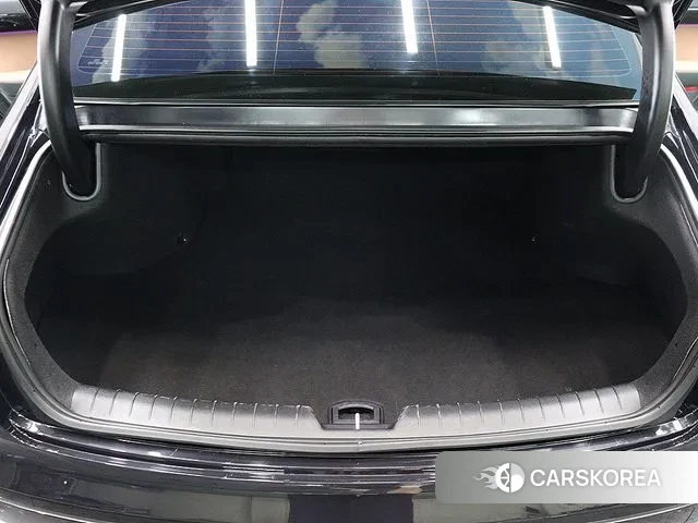 Hyundai Grandeur Hybrid (GN7) id 3036851 из Кореи 11