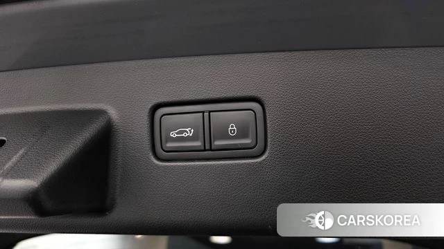 Genesis GV60 id 4282646 из Кореи 11