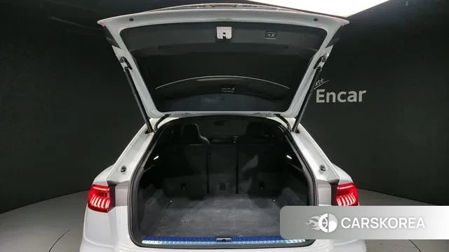 Audi Q8 (4M) id 3027604 из Кореи 11