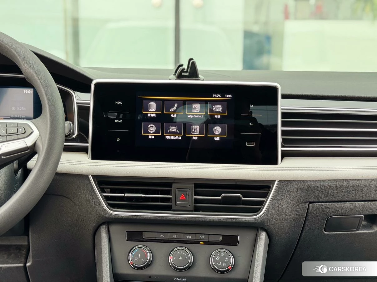 Volkswagen Tiguan L id 4421228 из Китая 11