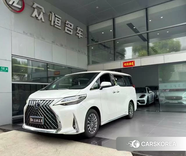 Lexus LM id 4342225 из Китая 11