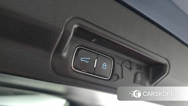 Ford Explorer 6th Generation id 4490183 из Кореи 11