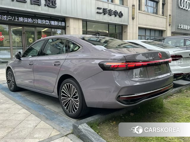 Volkswagen Passat id 4238216 из Китая 11