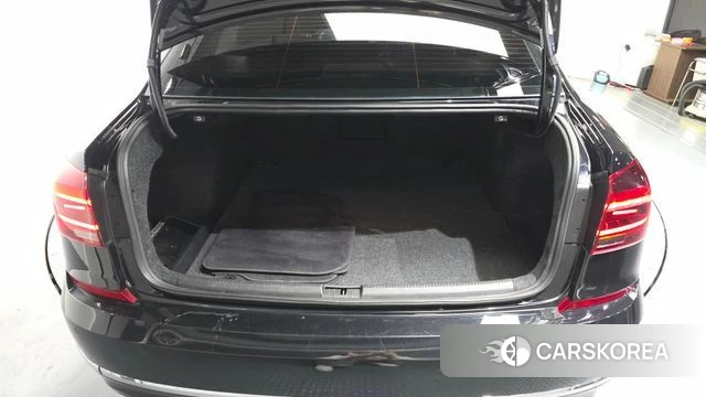 Volkswagen The New Passat id 4246075 из Кореи 11