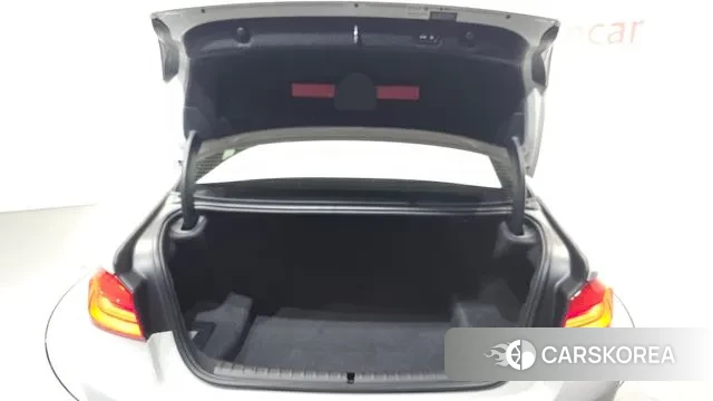 BMW 5 Series (G30) id 3499582 из Кореи 11